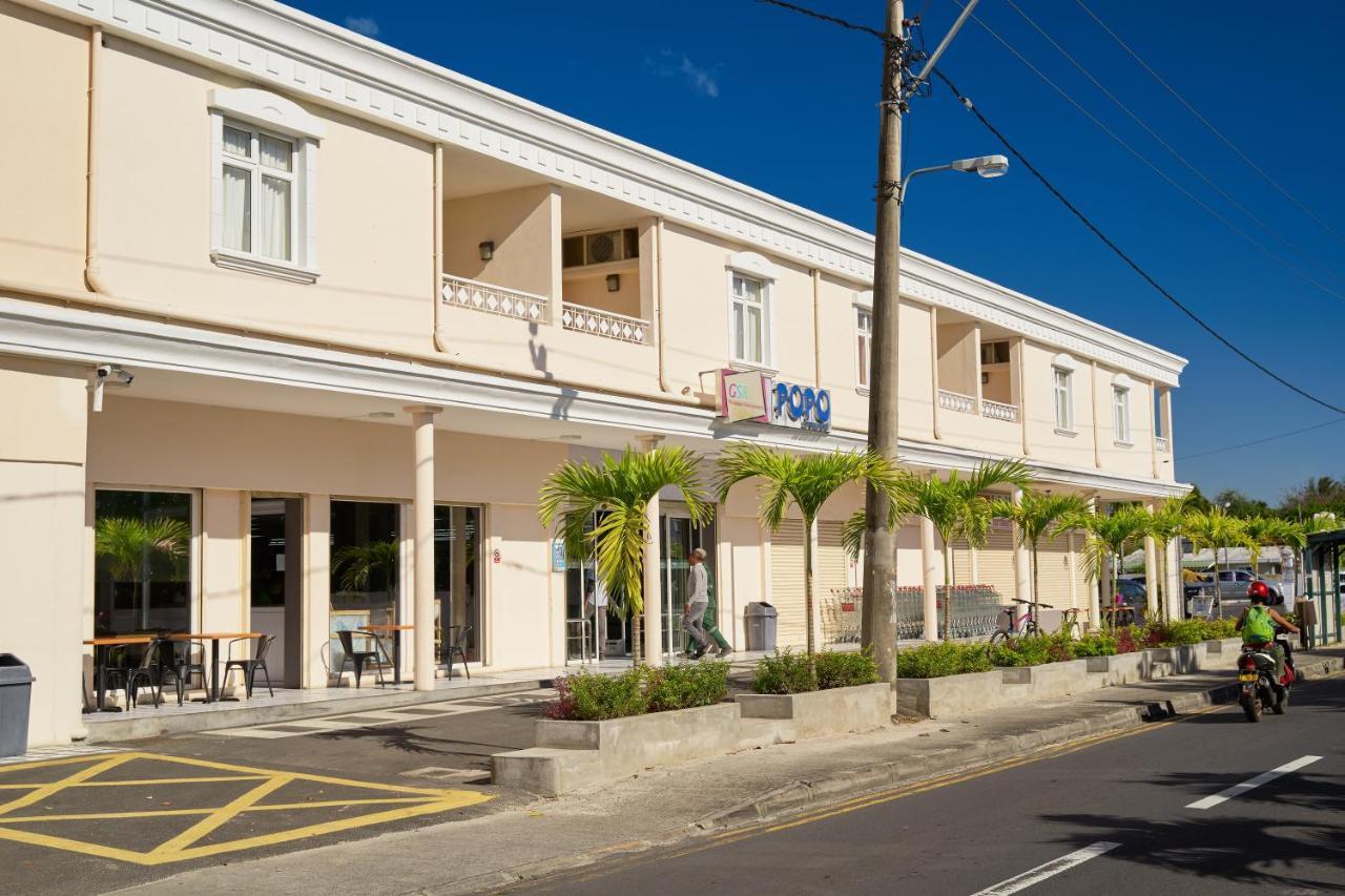 Plage Bleue Beachfront Apartments With Lov Trou aux Biches Esterno foto