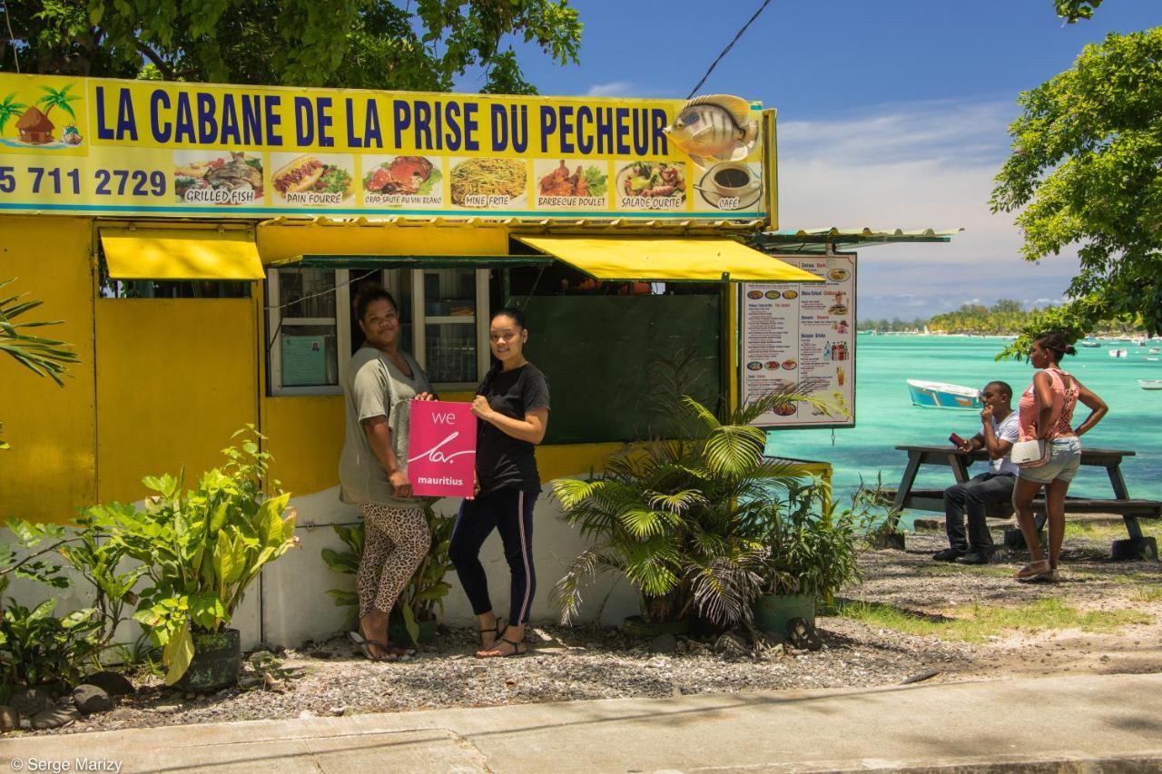 Plage Bleue Beachfront Apartments With Lov Trou aux Biches Esterno foto