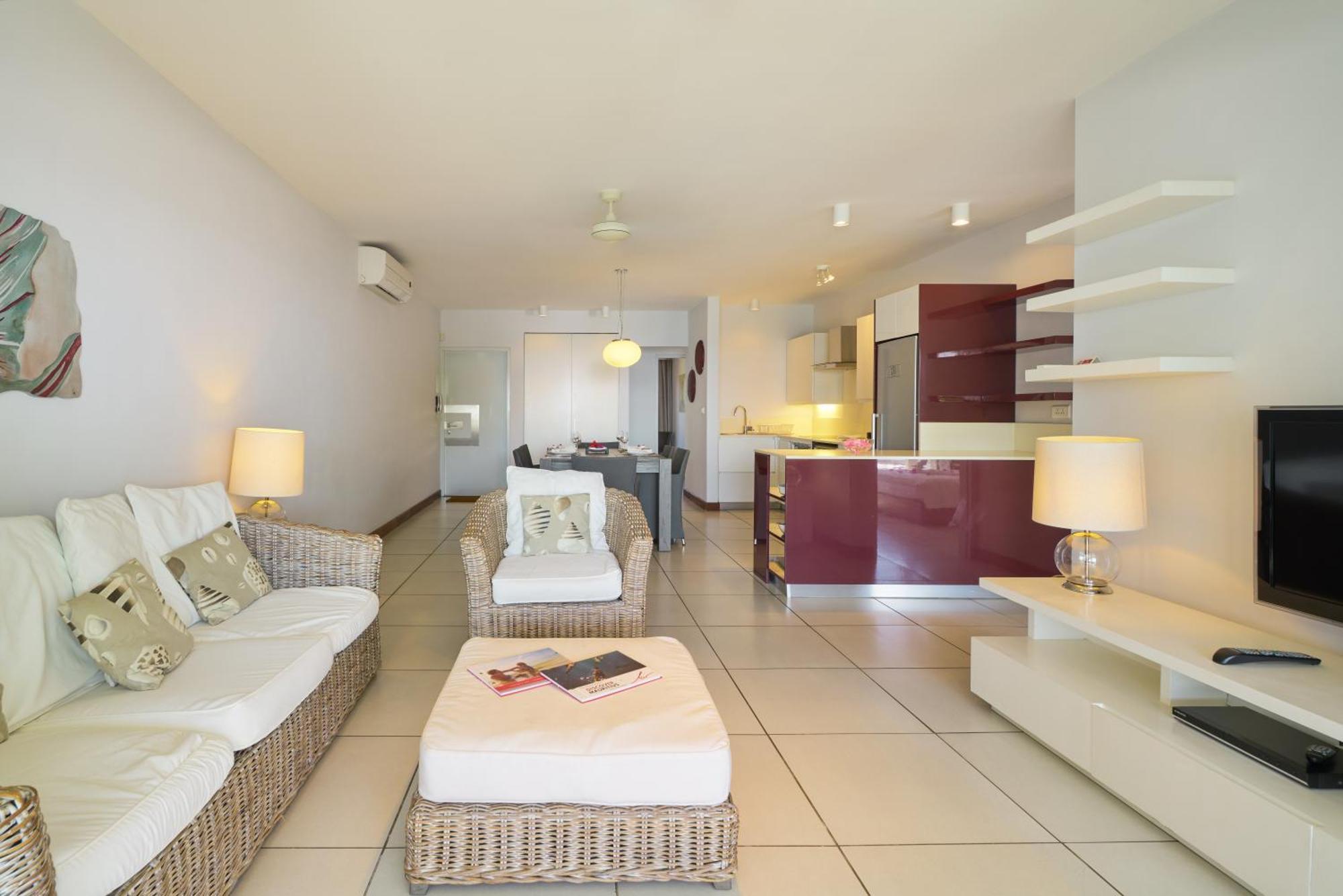 Plage Bleue Beachfront Apartments With Lov Trou aux Biches Esterno foto